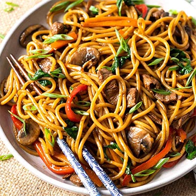 EGG ROLL KING - 3. LO MEIN